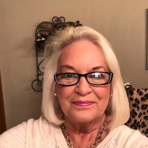 Meet your Posher, Vicki